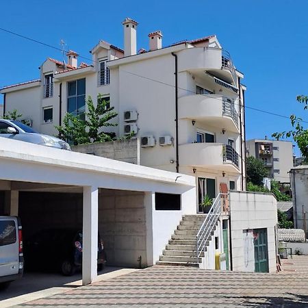 Apartman Emanuela Сплит Екстериор снимка