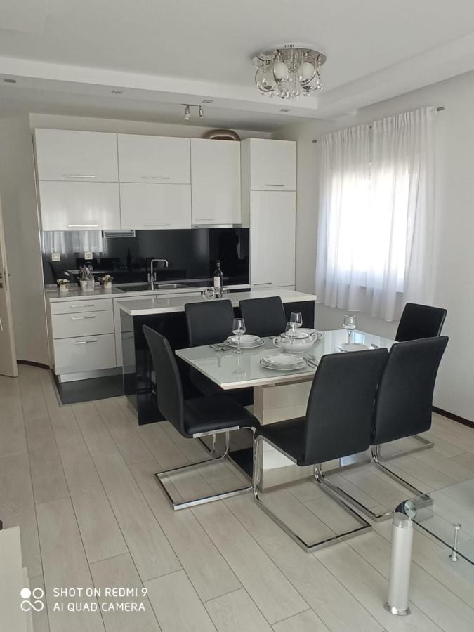 Apartman Emanuela Сплит Екстериор снимка