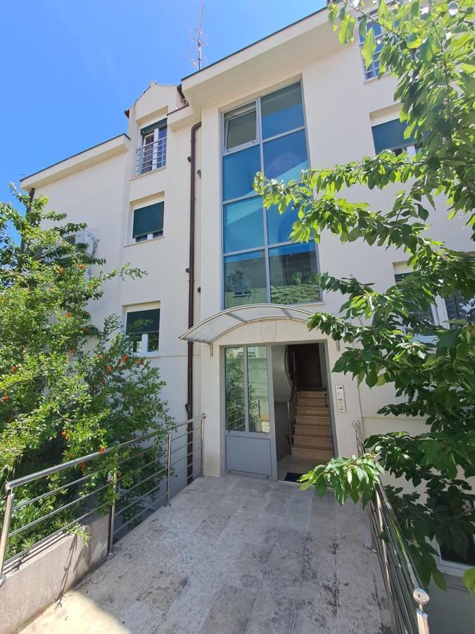 Apartman Emanuela Сплит Екстериор снимка